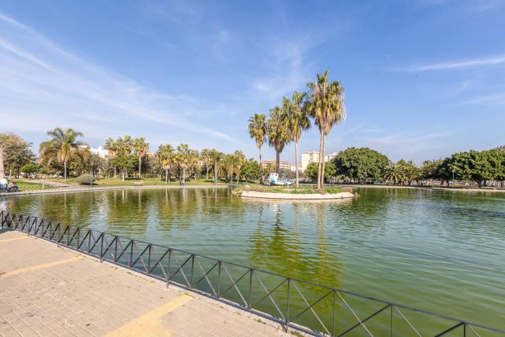 Playa Huelin Apartamento Málaga Exterior foto